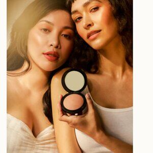 EM Cosmetics - Heaven's Glow Radiant Veil Blush Bronzer | 8g | Faded Clementine